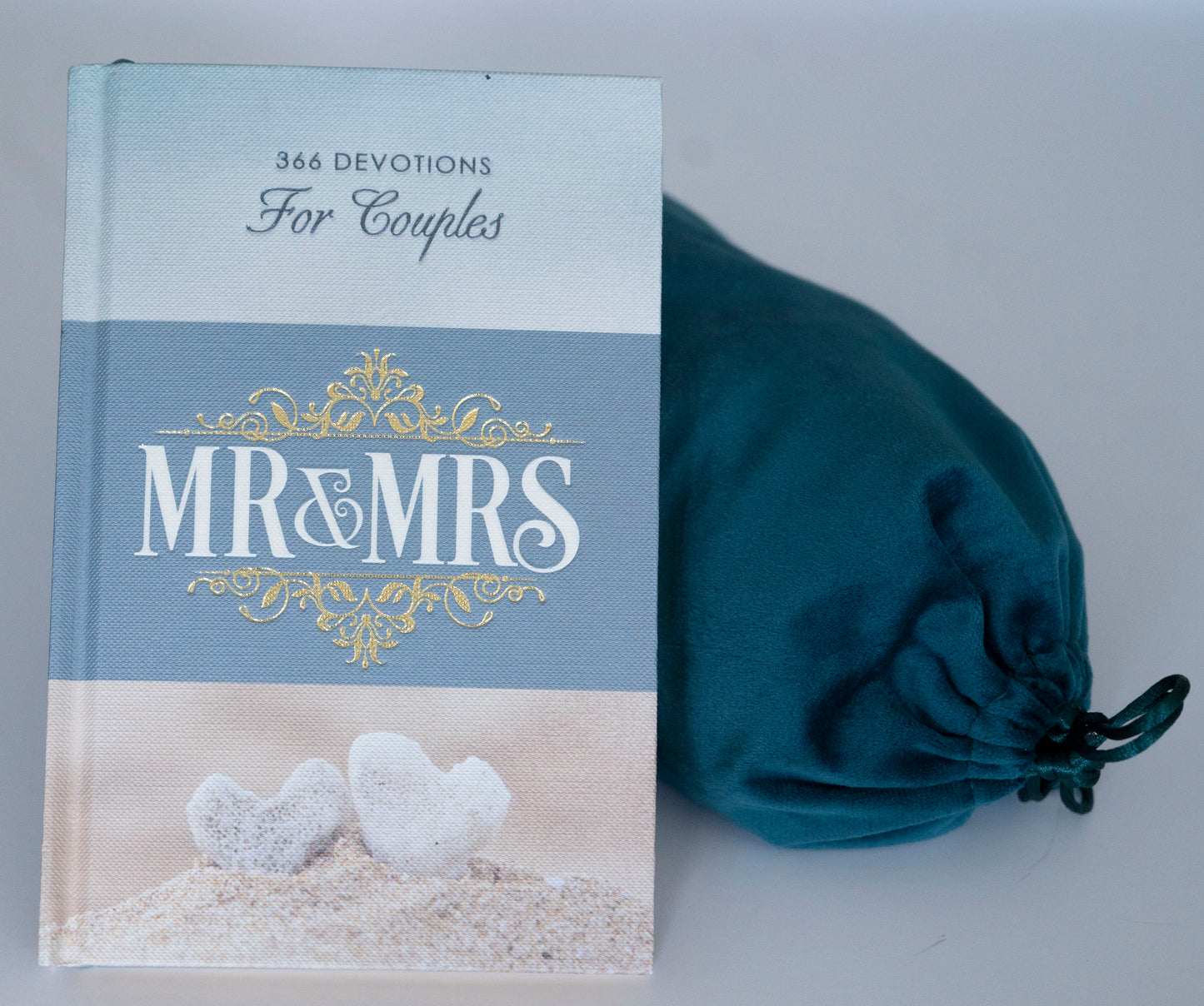 Mr & Mrs 366 Devotions For Couples